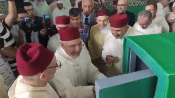 انطلاق موسم 2022 بتقديم هبة ملكية للزاوية الشرقاوي